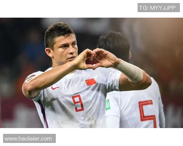 足球技术解析:从基础技巧到高级战术应用的全面探索 足球技术解析:从基础技巧到高级战术应用的全面探索