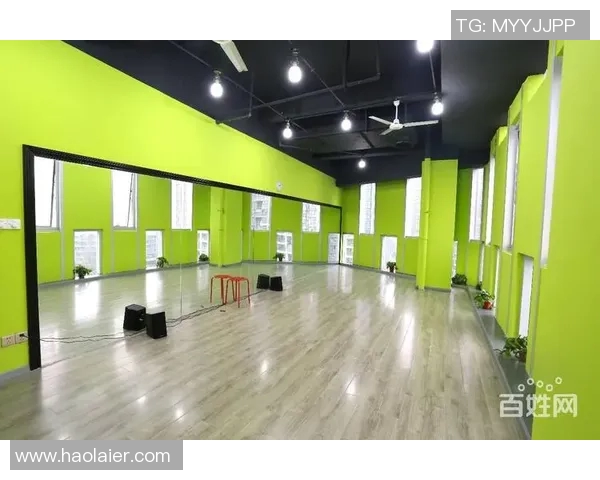 成都街舞队中路突破的成功与不足分析与反思